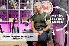 Mi fér bele egy kávéba? Kovács András Péter humoristával beszélgettünk