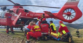 FRISSÍTVE – Halálos baleset a hegyekben: négyen meghaltak, az egyetlen túlélőhöz a SMURD helikopterét hívták