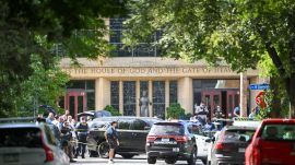 Tragédia: két gyerek meghalt, közel 20-an megsebesültek egy iskolai lövöldözésben