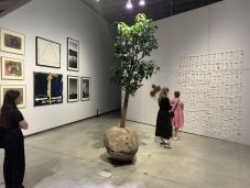 Kortárs művészet, különleges csomagolásban – Vilnius, a Baltikum Montmatre-ja