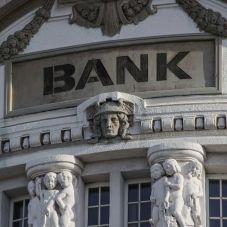 Egyenlőtlenség: a bankbetétek 28 százaléka kevesebb, mint 85 ezer ember tulajdonában van