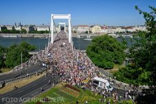 Büszkeség vagy szégyen?