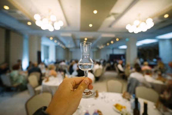 Ákovita Nemzetközi Párlat- és Pálinkaverseny: egy napra a pálinka fővárosa volt Csíkszereda