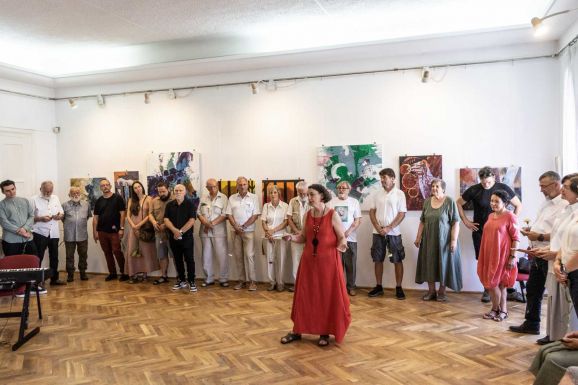 Művészet Kurtapatakról Kézdivásárhelyre – Elstartolt a XXXIII. Incitato Művésztelep