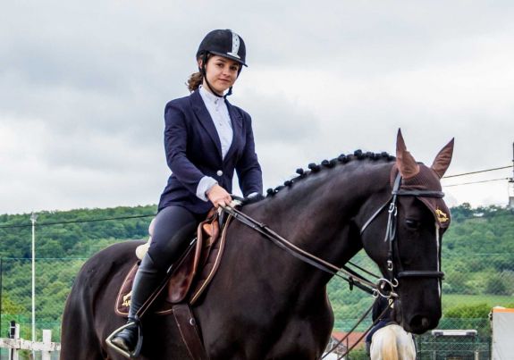 Futó Eszter büszkén képviselte Szilágyságot a Székely Vágta díjugrató versenyén