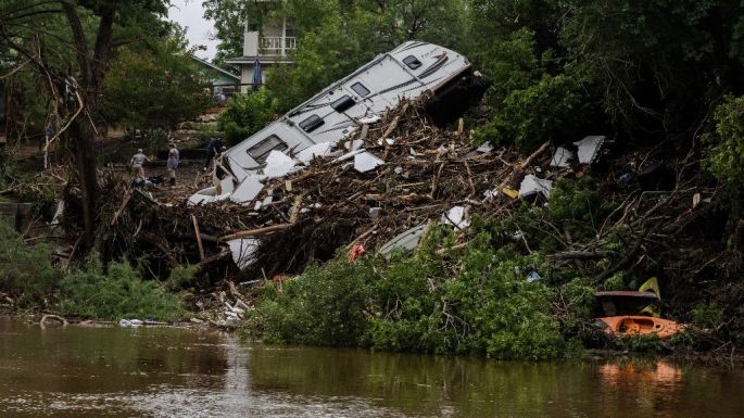 Meghaladta a százat a texasi árvíz halálos áldozatainak száma