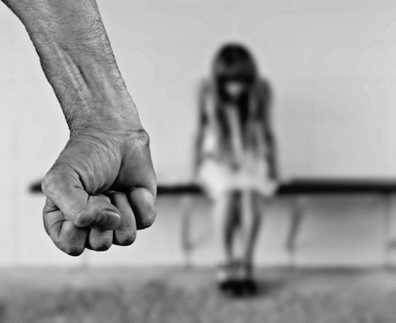 Nőgyilkosság: a mezőméhesi fiatal nő volt idén a 28. áldozat