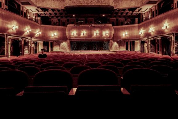 Hogyan érintik a megszorítások a kulturális szférát?  – Demeter András István miniszterrel beszélgettünk