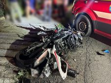 Személyautóba rohant: életét veszítette egy motorkerékpáros   