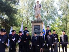 Főhajtás a hősök előtt – Méltóságteljes megemlékezést tartottak a 15. Rétyi Községi Napon