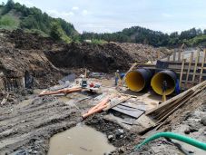 Tovább késik a Korond-patak ideiglenes elterelése