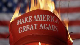 Égnek a MAGA sapkák!
