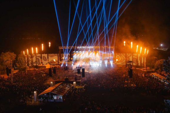 A Queens of The Stone Age „oktatott” az Electric Castle nagyszínpadán