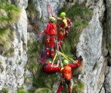 Csodával határos módon egy proteinszelettel élt túl nyolc napot a hegyekben az ukrán menekült