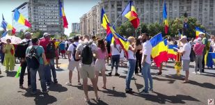 Csendőrség: Nem taposták meg a román zászlót és nem sírtak a tüntetésen