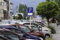 Parkolótáblák QR-kódjával lopják a személyes adatokat