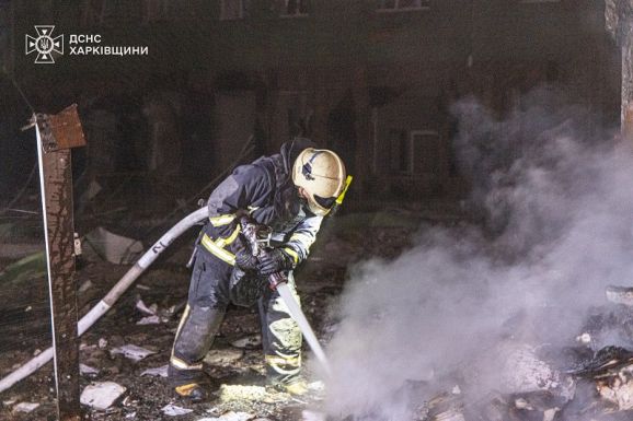 Oroszország újabb súlyos légitámadást hajtott végre Ukrajna ellen – Halálos áldozatok is vannak (VIDEÓ)