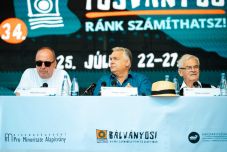 Orbán Viktor Tusványoson: a világháború esélye folyamatosan nő (ÉLŐ közvetítés)