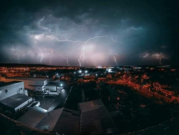 Heves viharok és áradásveszély fenyegeti Hargita megyét