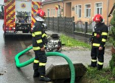 Áradások Maros megyében: a tűzoltóknak számos bevetésük volt kedden