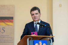 Nicușor Dan: Mi folyik itt, mi ez a káosz? 