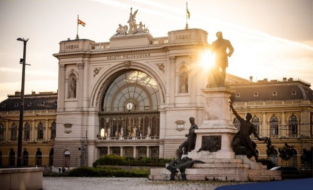 Figyelmeztet a CFR: a nemzetközi vonatjáratokat is érinti a budapesti Keleti pályaudvar lezárása