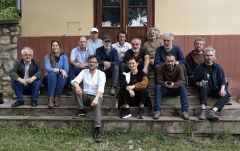 A szabad alkotás színtere – Különleges kiállítással zárja az idei szárhegyi művésztelepét a MAMŰ