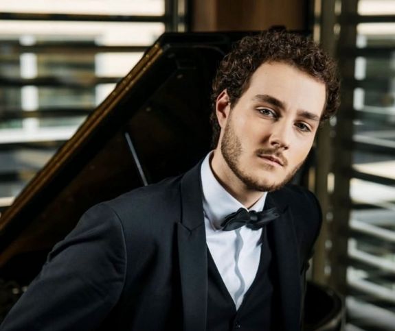 Erdélyi származású magyar zongoraművész nyerte el a Virtuózok nagydíját Marokkóban (VIDEÓ)
