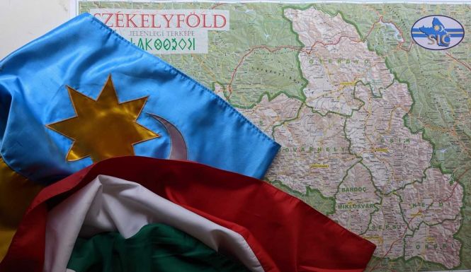 Izsák Balázs: A Székelyföld területi autonómiája nem ellentétes a román alkotmánnyal
