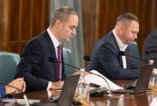 Optimista a pénzügyminiszter, pedig nemigen van oka rá