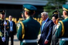 Trump: Erőszakos cselekmények zajlanak keresztény közösségek ellen