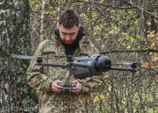 Zelenszkij szerint a hónap végére naponta 600-800 elfogó drónt lesznek képesek gyártani – Exportra is termelnek