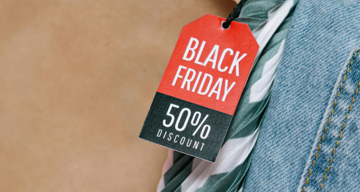 Black Friday: minden hetedik romániai 5000 lejnél többet tervez elkölteni (SZAVAZZ!)