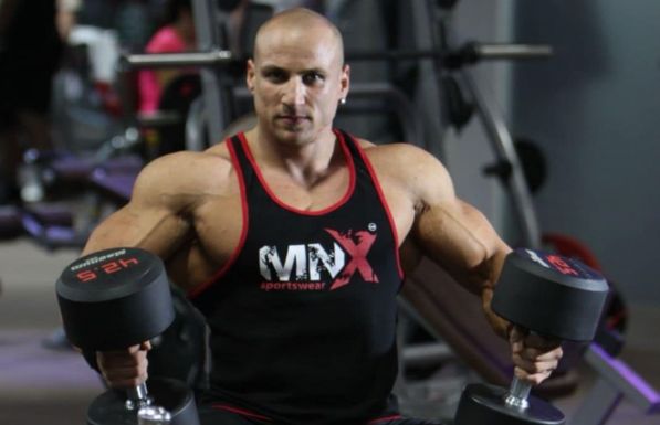 Lakását áldozta be álmaiért, világsikerei után saját edzőtermét vezeti a csíkszeredai Nagy Hunor