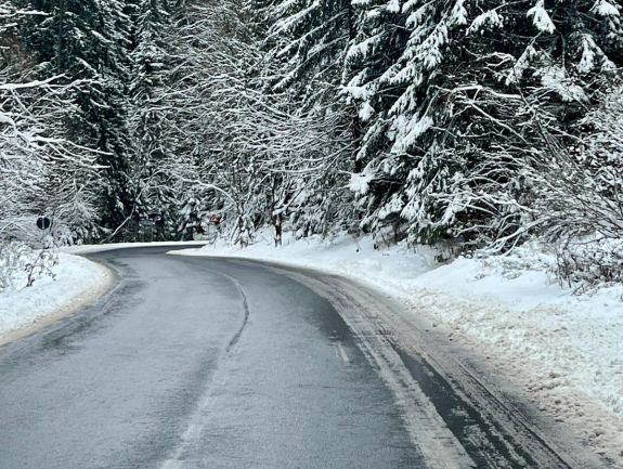Szombaton kezdődik a téli útkarbantartási időszak Hargita megyében