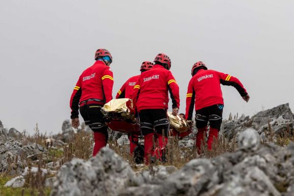 Tizenhét személyt mentett meg a Salvamont szombaton