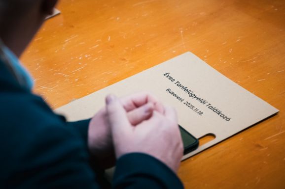 Magyar diákoknak magyarul írt tankönyv – Új tankönyvírási programot indít az RMDSZ (VIDEÓ)