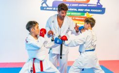 Nemzetközi karatesztárok a Sepsi Arénában: több száz sportoló küzd meg egymással