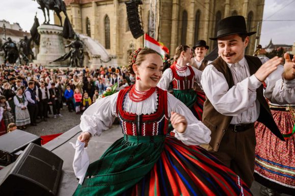 Gálaműsorral ünnepel a harmincéves Szarkaláb Néptáncegyüttes (VIDEÓ)
