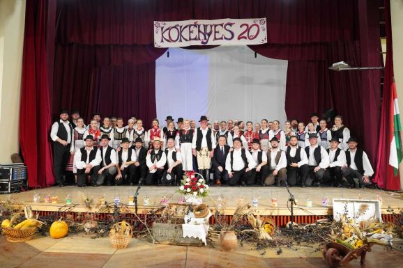 Ünnep – Húszéves lett a dicsőszentmártoni Kökényes Néptáncegyüttes