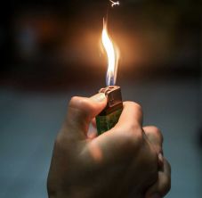 Háromszék: rá akarta gyújtani a lakást volt élettársára egy férfi