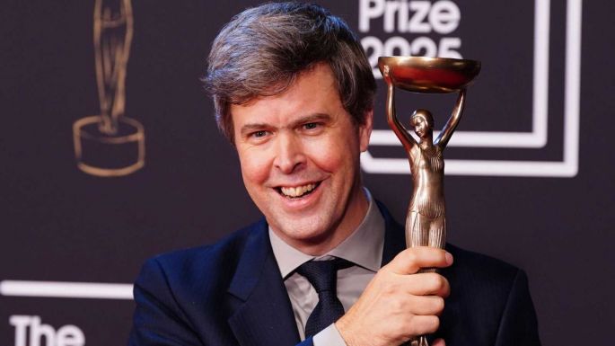 A Booker-díjas David Szalay: „Semmiképpen sem átutazó vagyok Magyarországon” 