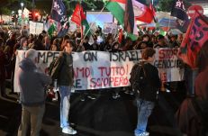 A palesztin állam elismeréséért tüntetnek Olaszország szerte