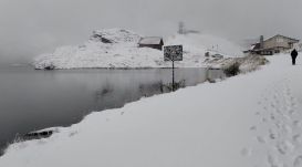 Tél a hegyekben: a Bilea-tónál már 19 centiméteres a hótakaró