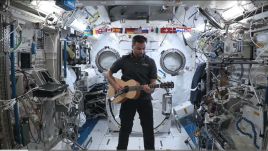 Visszajövök – A világűrben is felcsendült a Bagossy Brothers Company slágere (VIDEÓ)