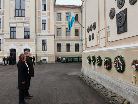 Az aradi vértanúkra és gyóntatójukra emlékeztek Kézdivásárhelyen (VIDEÓ)