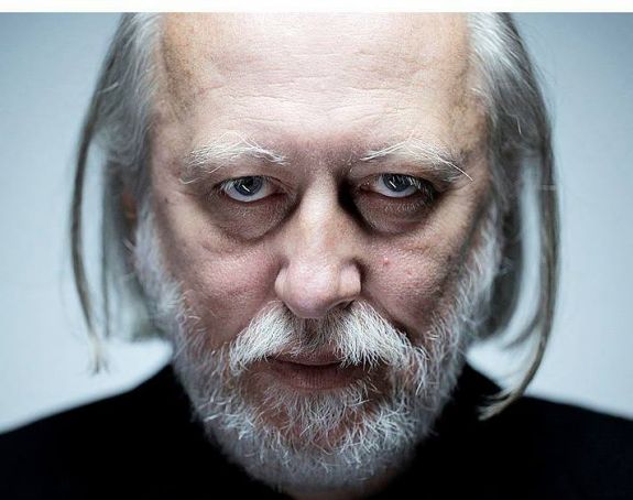 Krasznahorkai László kapta az irodalmi Nobel-díjat