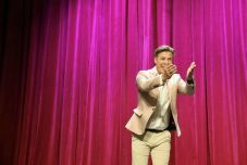 Cseke Attila: előadóművészeti kulturális intézményeket támogat a fejlesztési minisztérium