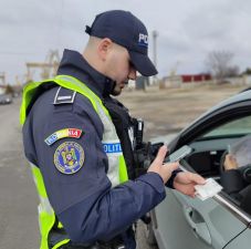Rekordbüntetés: 300 napra elvették a jogosítványát egy fiatal sofőrnek