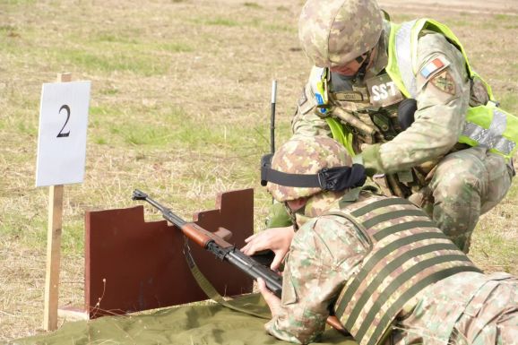Fogja a rollerjét és távozzon – A védelmi minisztert bírálja a PSD-képviselő